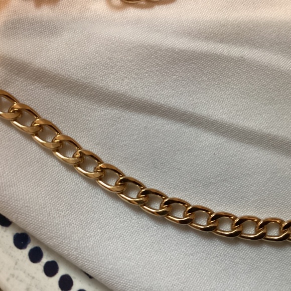 Gold purse chains 46 inches secure attachment clips shiny golden - Picture 3 of 4